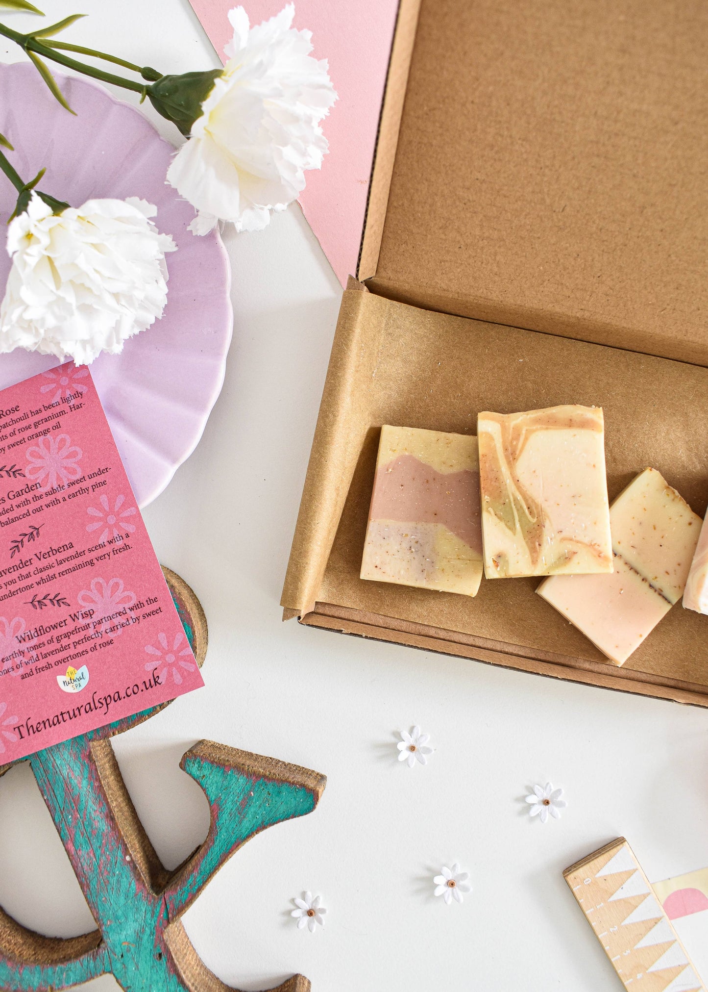 Floral Soap Box - 4 pieces Letterbox