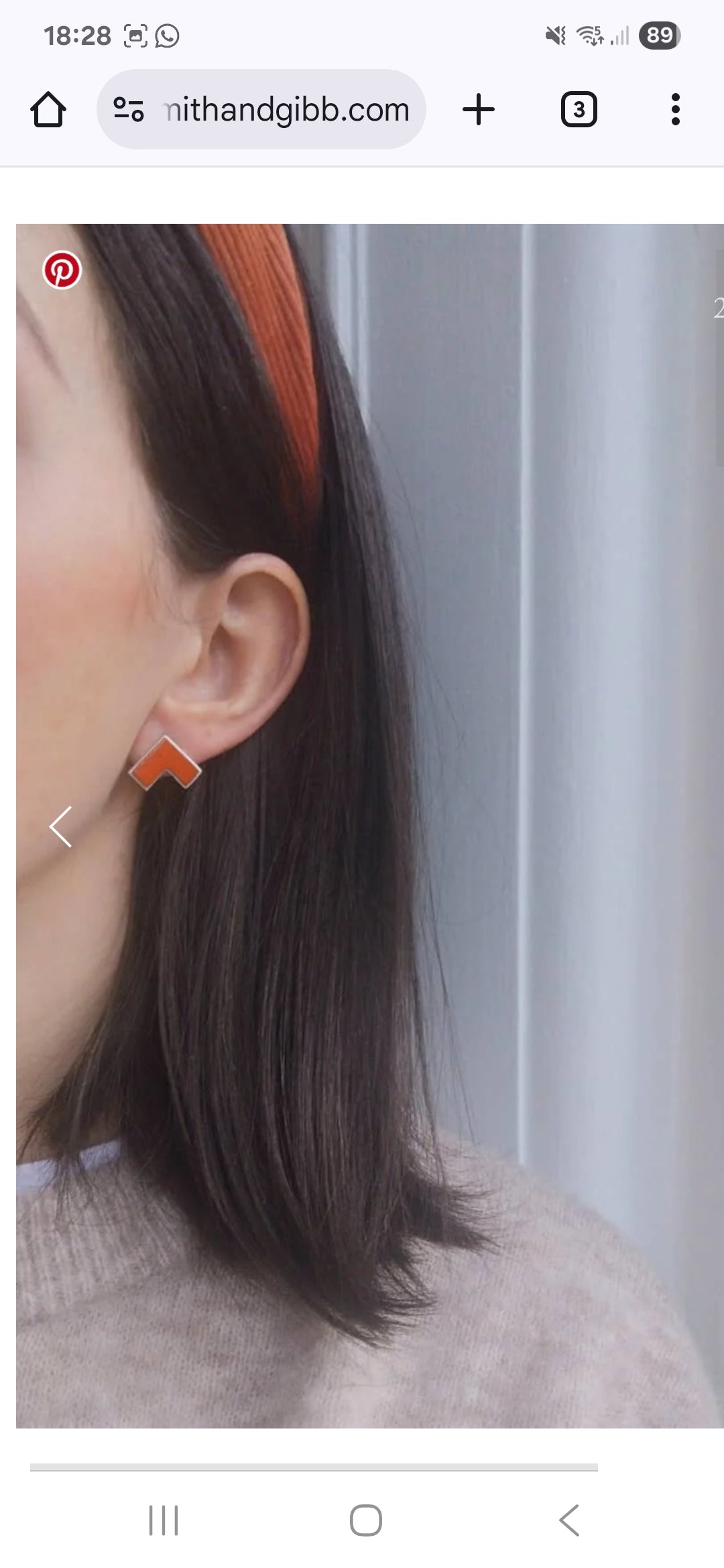 Rooftop Studs - Enamel Red
