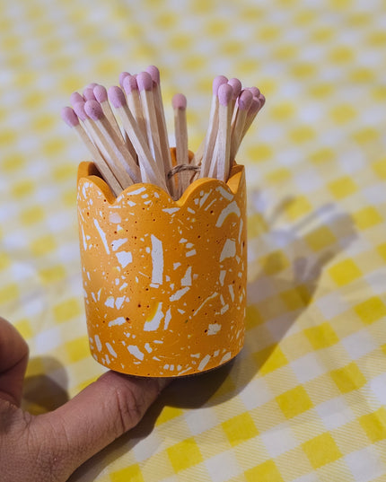 Scalloped Terrazzo Match Pot  *Orange*