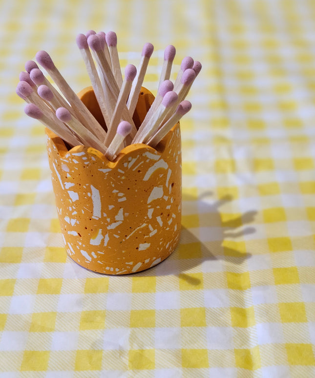 Scalloped Terrazzo Match Pot  *Orange*