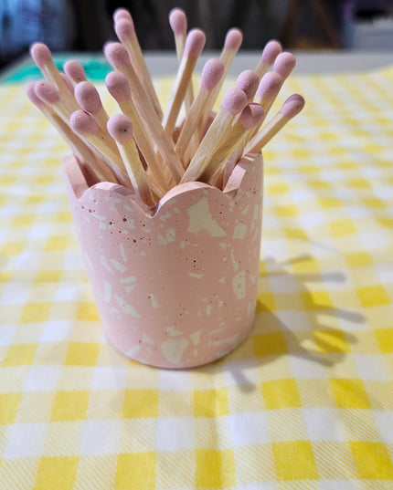 Scalloped Terrazzo Match Pot  *Pink*