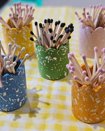 Scalloped Terrazzo Match Pot  *Pink*