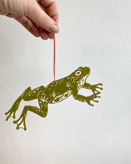 Screenprinted Wooden Decoration - Jumping Frog - Olive Green