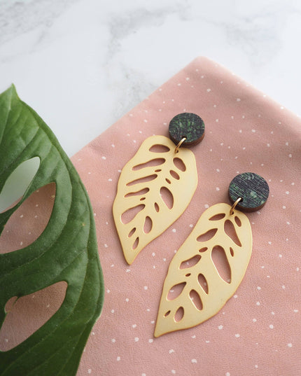 Gold Monstera Obliqua Drop Earrings
