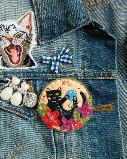 Black Cat Felt Craft Brooch Kit | Beginner Craft Kit
