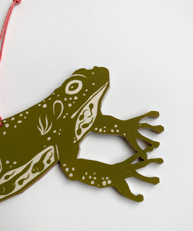 Screenprinted Wooden Decoration - Jumping Frog - Olive Green