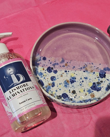 The Thoughtful Gift / Pink