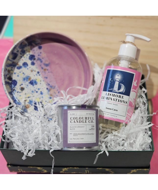 The Thoughtful Gift / Pink