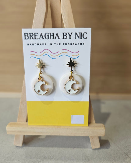 Breagha Nima Earrings White