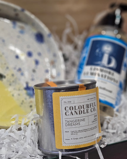 The Thoughtful Gift / Yellow