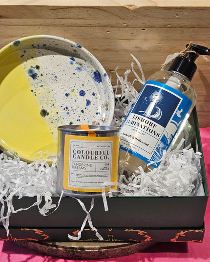 The Thoughtful Gift / Yellow