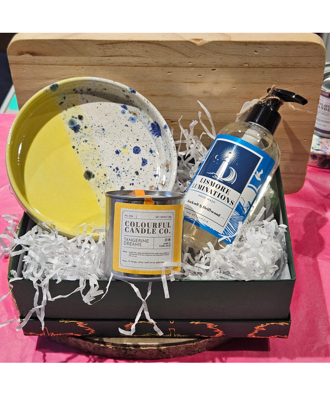 The Thoughtful Gift / Yellow